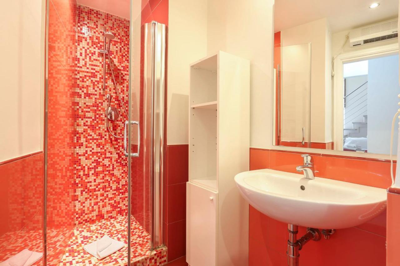 Little Gem Located Near Duomo-Hosted By Sweetstay ฟลอเรนซ์ ภายนอก รูปภาพ